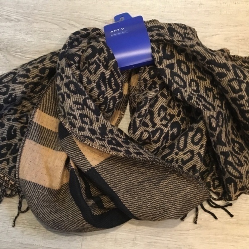 NWT Apt. 9 Animal Print & Plaid Scarf - Picture 2 of 7